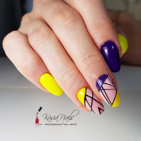 Trajni lak Molly Lac -  Inspired by You - 055 Magic Look