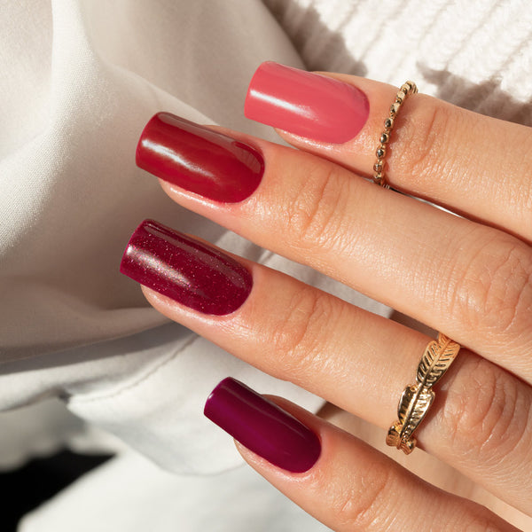 Trajni lak Molly Nails  Hearts & Kisses A Kiss In Paris 191 bez HEMA/Di-HEMA/TPO 8 g