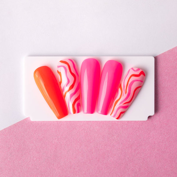 Trajni lak Molly Nails Fancy Fashion Splash Of Pink Neon 332 - HEMA/Di-HEMA Free 8g