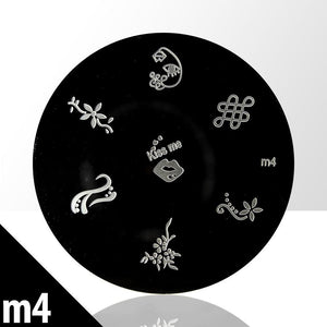 Šablona za nail art M4
